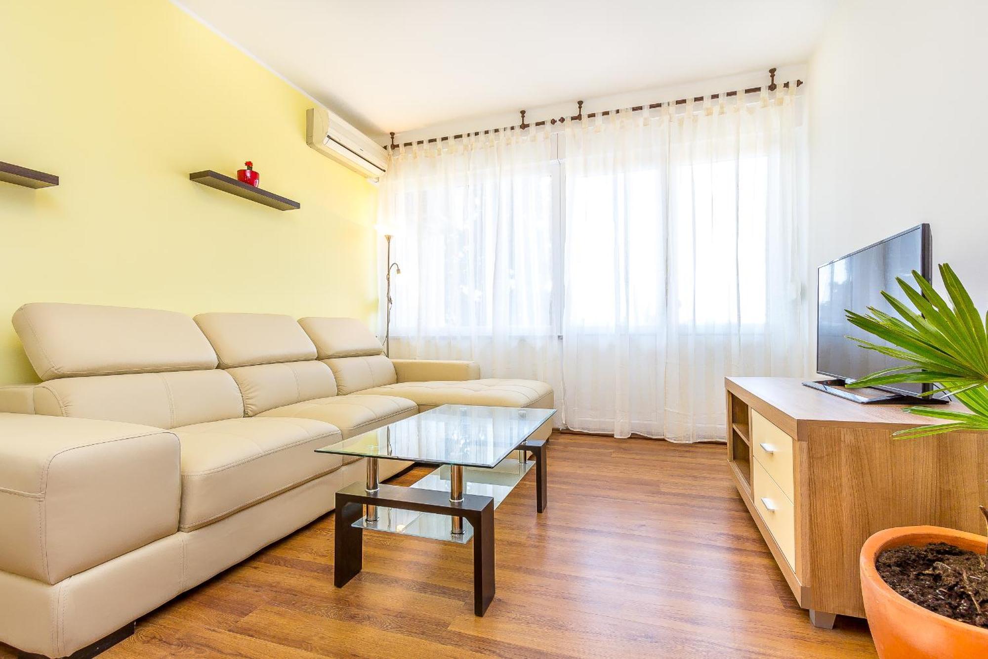 דירות Penthouse Castropola מראה חיצוני תמונה